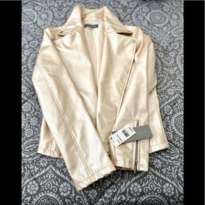 NWT Bagatelle Vinyl shiny zipper front jacket.